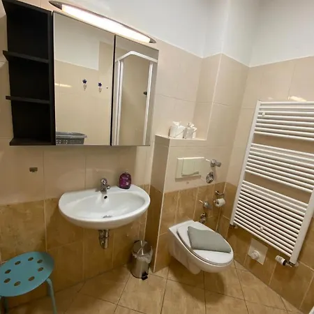 Apartamento Kuestengold Ruhig, Familenfreundlich, Mit Terrasse Und Gem Garten Im Eg *