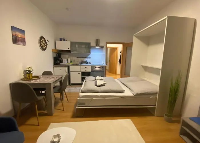 Kuestengold Ruhig, Familenfreundlich, Mit Terrasse Und Gem Garten Im Eg Apartamento *