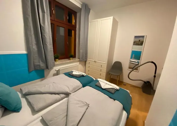 Apartment Kuestengold Ruhig, Familenfreundlich, Mit Terrasse Und Gem Garten Im Eg Rostock